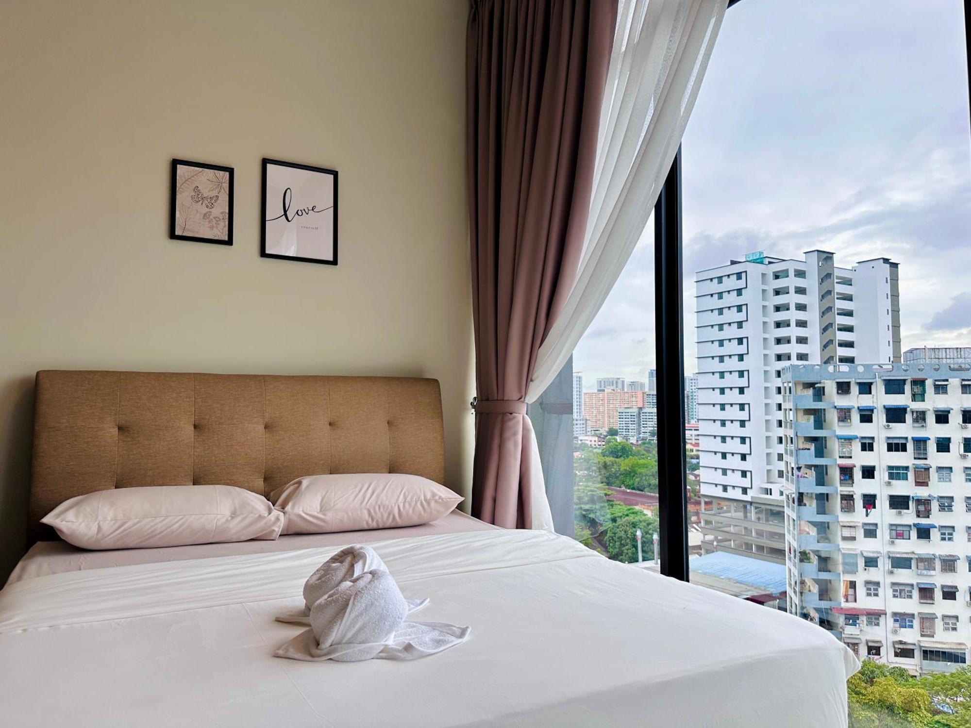 2Br Luxury Rooftop Swimming Pook Homestay@Georgetown@10Pax - 无敌美景两房民宿 Luaran gambar