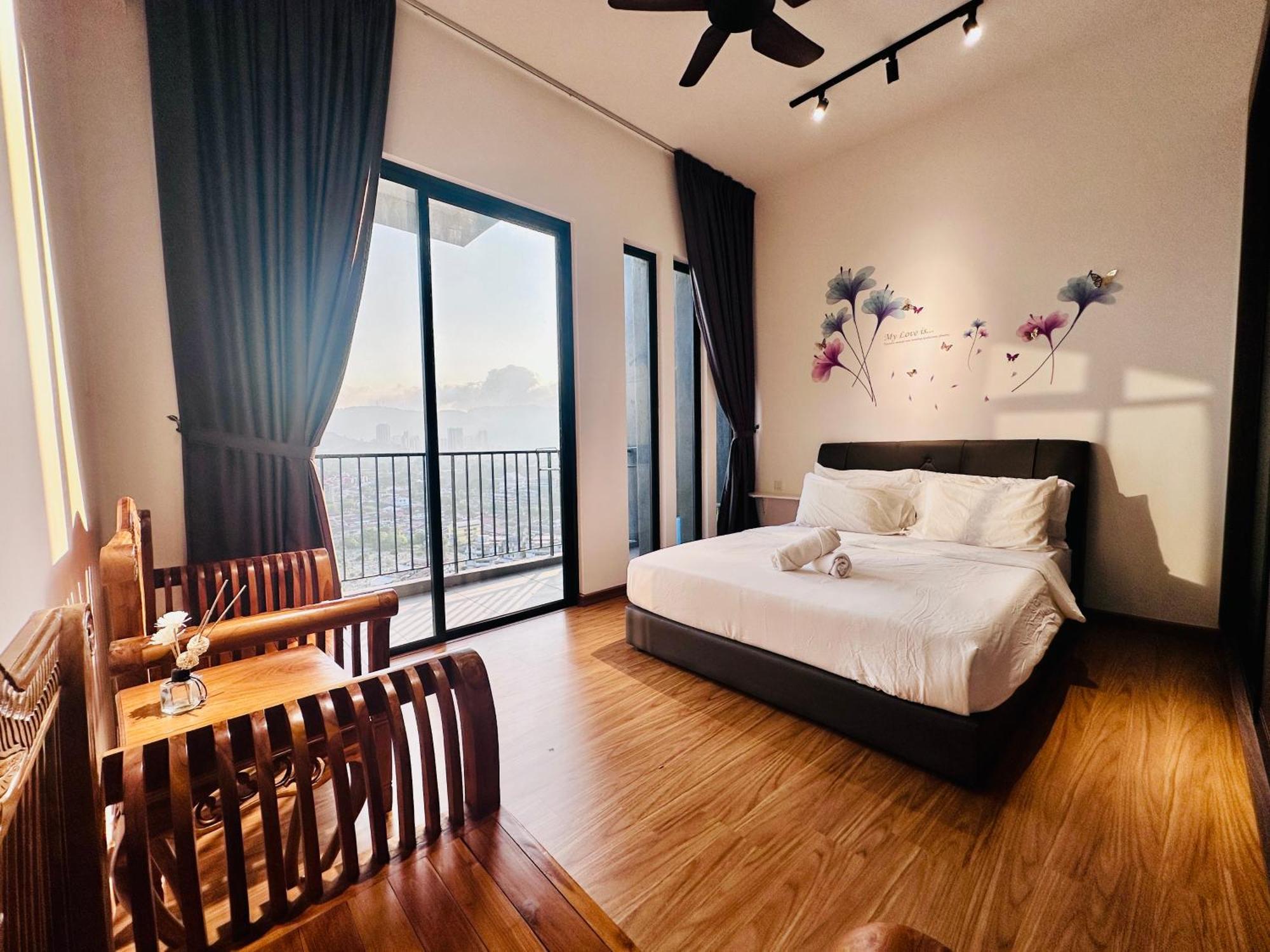 2Br Luxury Rooftop Swimming Pook Homestay@Georgetown@10Pax - 无敌美景两房民宿 Luaran gambar